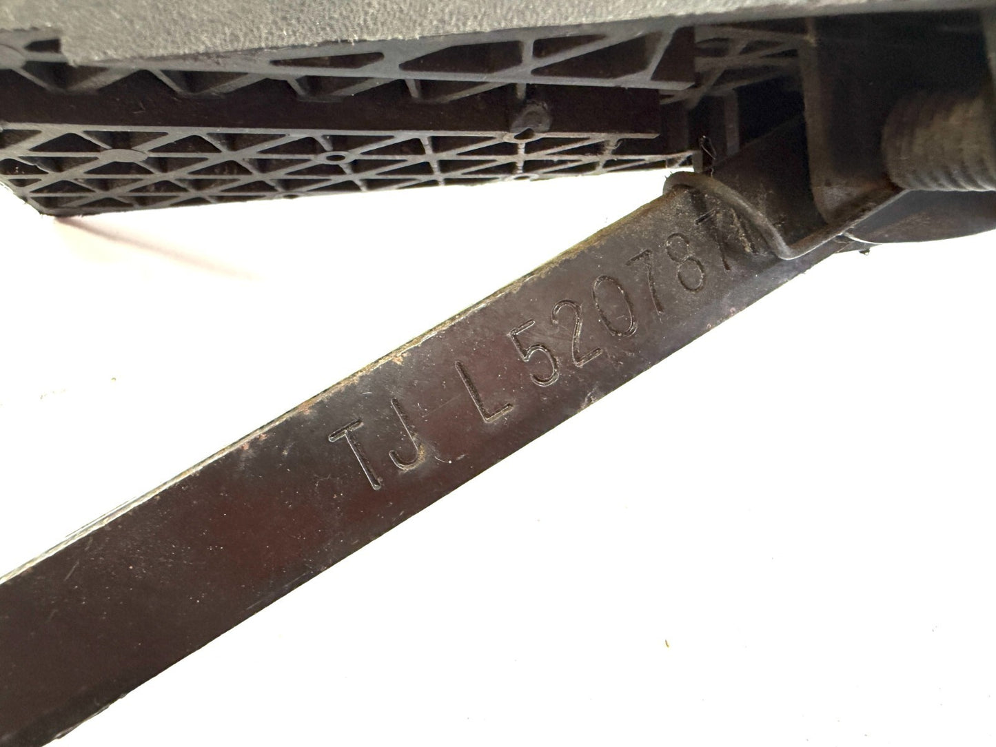 Jeep Wrangler TJ 97-06 Gas Accelerator Pedal Throttle Bracket Firewall3