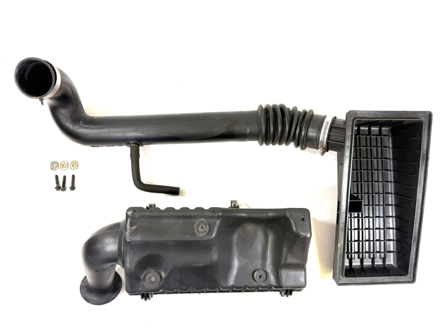4.0L Air Cleaner Filter Box Assembly w/Hose & Inlet Tube 97-04 Jeep TJ Wrangler3