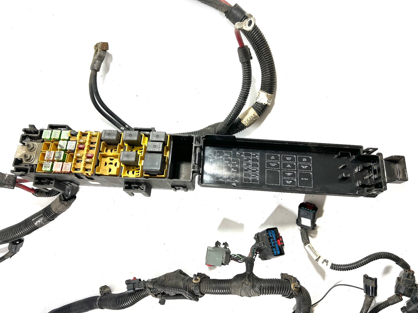 Jeep Wrangler TJ 2002 SE 2.5L 5-Speed Manual Fuseblock Wire Harness 56017042AB12