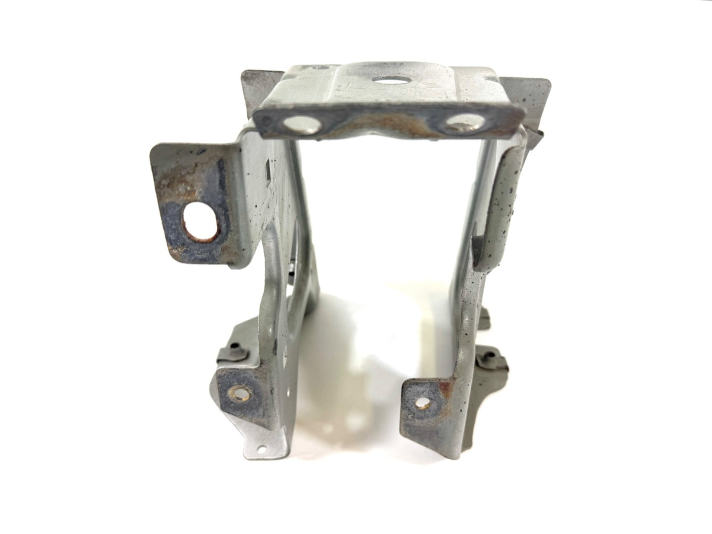 Jeep Wrangler TJ 97-06 OEM Fender to Tub Lower Support Bracket Driver1
