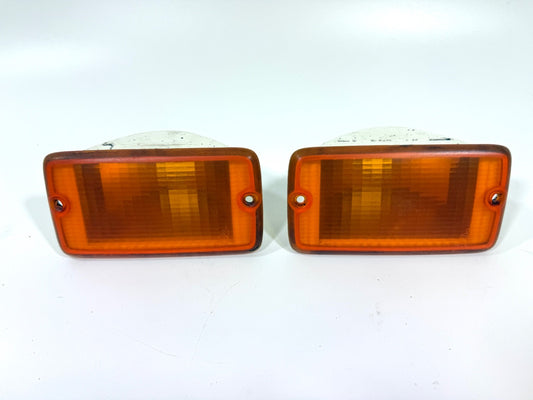 Jeep Wrangler TJ 97-06 OEM Front Driver Passenger RH LH Turn Signal Lens Pair0