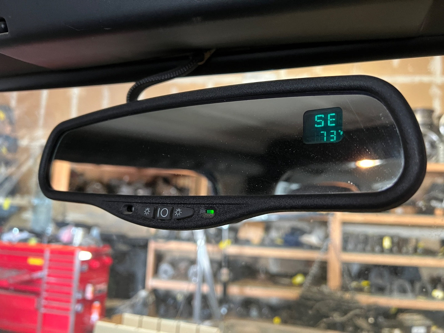 2003-2006 Jeep Wrangler TJ OEM Auto-Dimming Rear View Mirror7