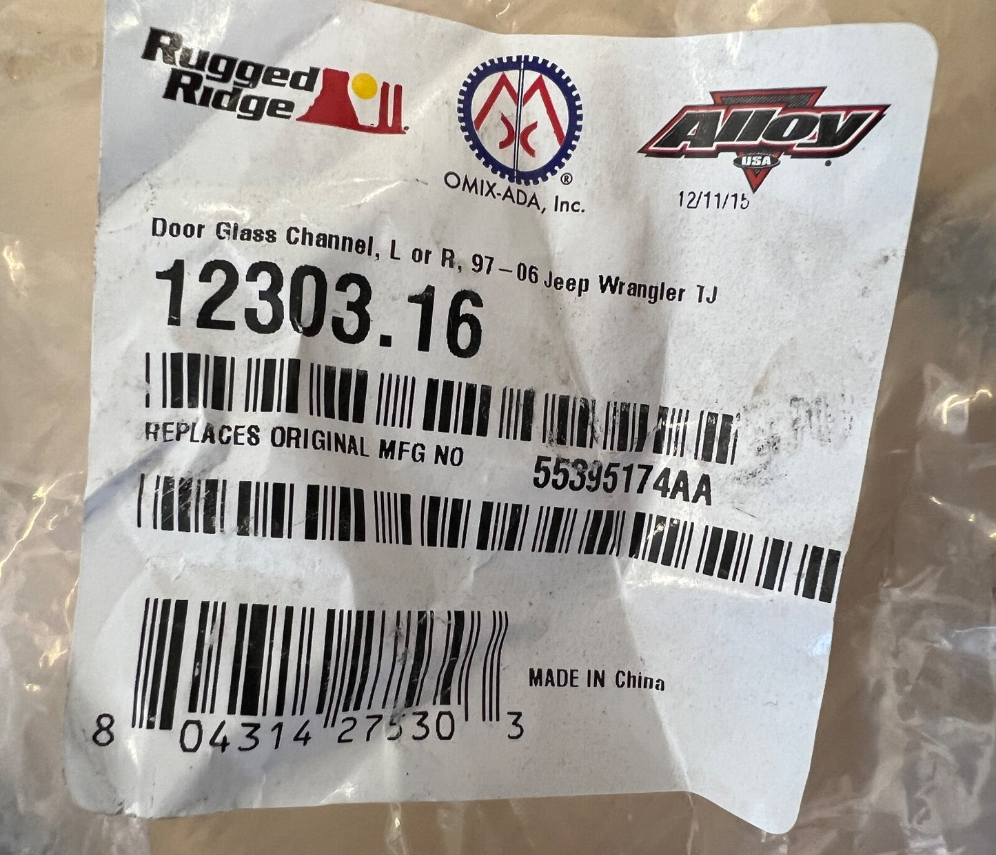 Omix Door Glass Channel L or R Fits 97-06 Jeep Wrangler TJ2