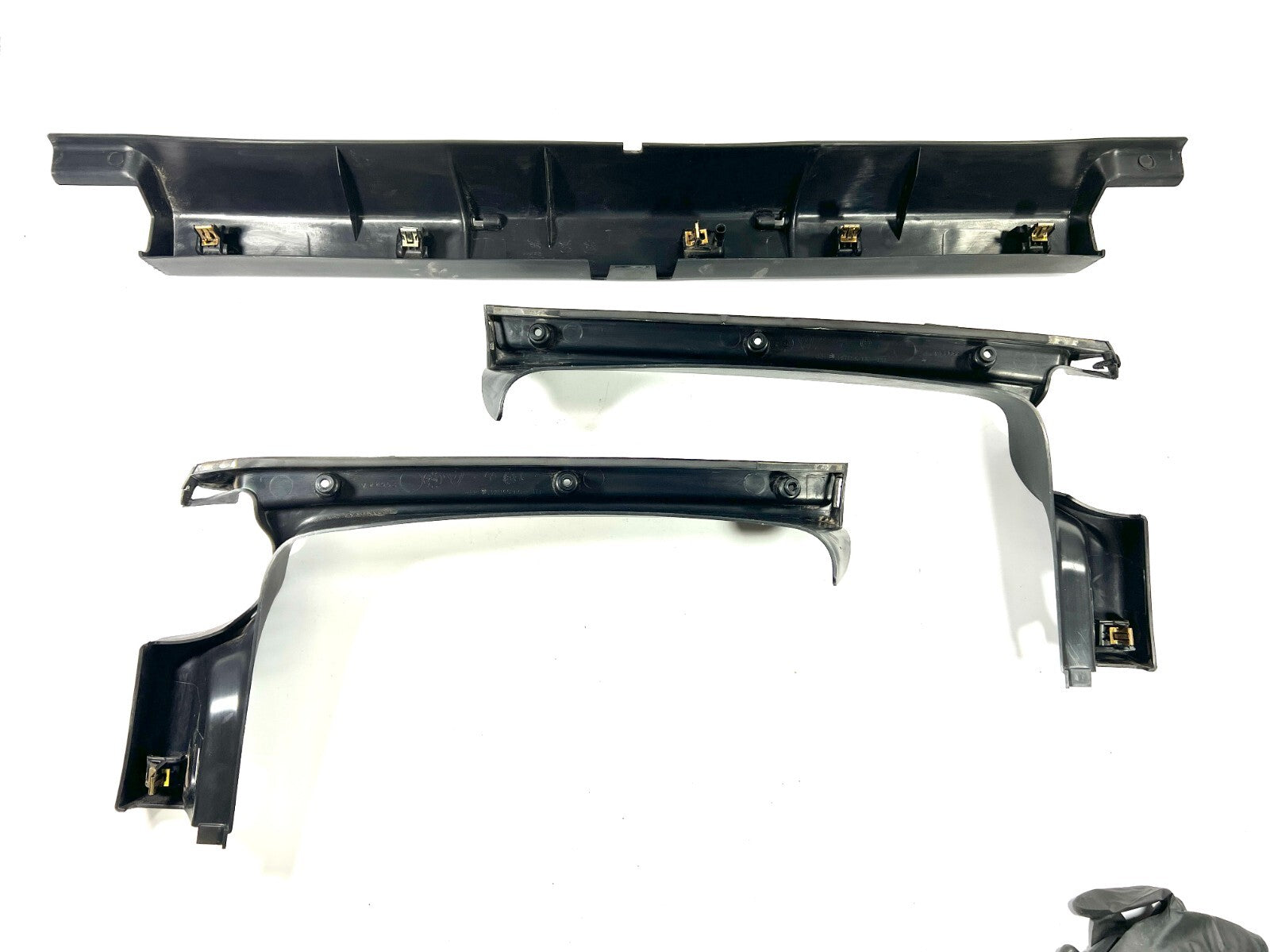 03-06 Jeep Wrangler TJ Inside Windshield Frame Bezel Trim 3 Piece Set w/ Screws2