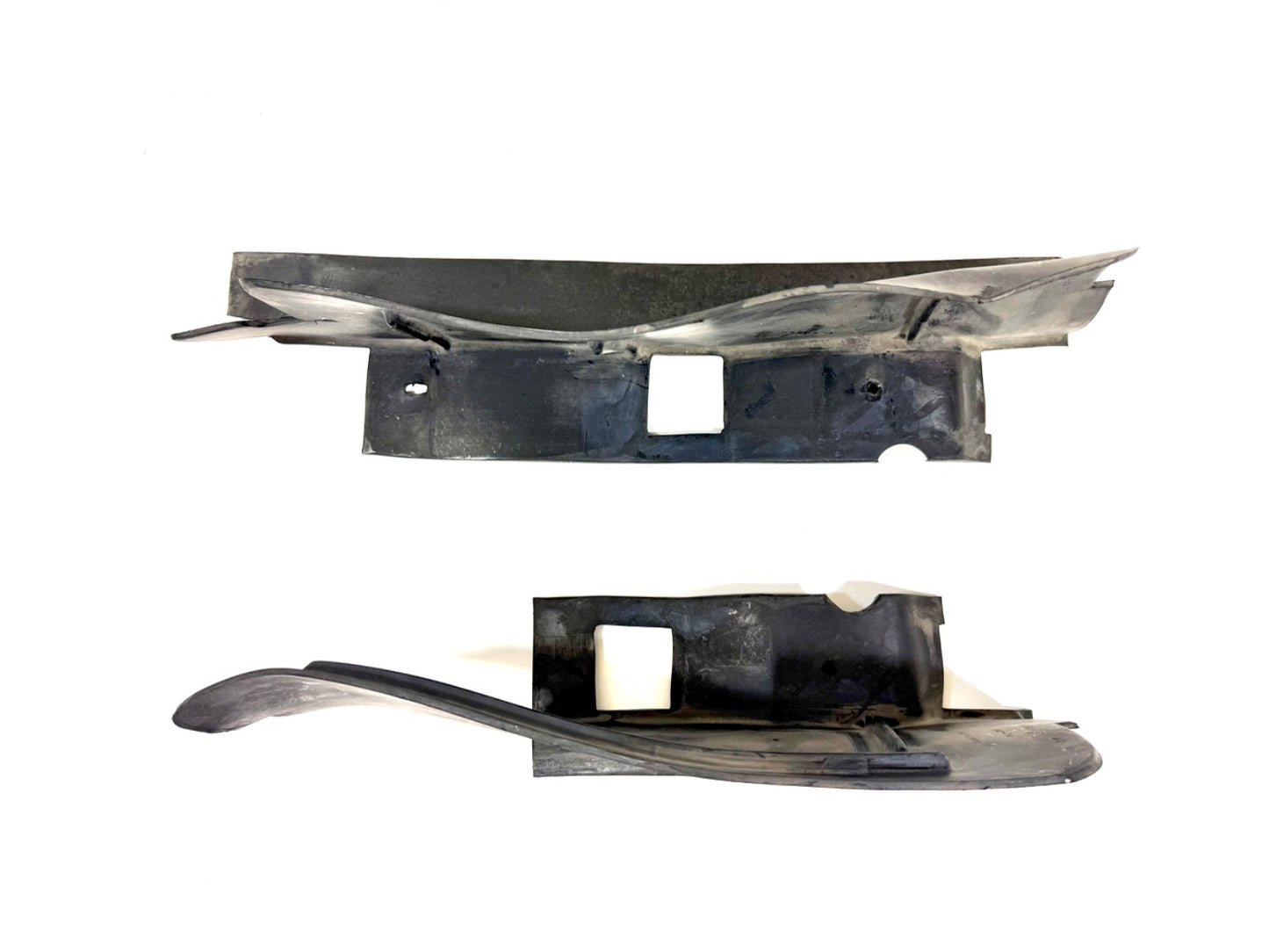 Grill Condenser Seal 1997-2006 Jeep Wrangler TJ Windage Insert 55036867 550368661