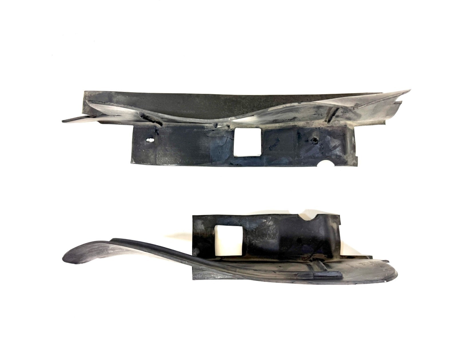 Grill Condenser Seal 1997-2006 Jeep Wrangler TJ Windage Insert 55036867 550368661