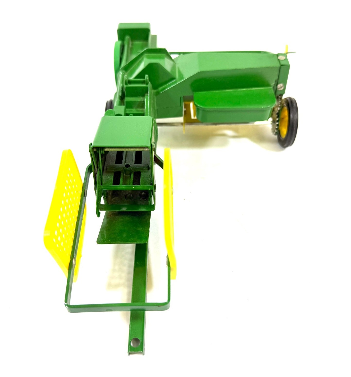 ERTL #545 John Deere Baler with Ejector New in Box 1970's era 1:1610