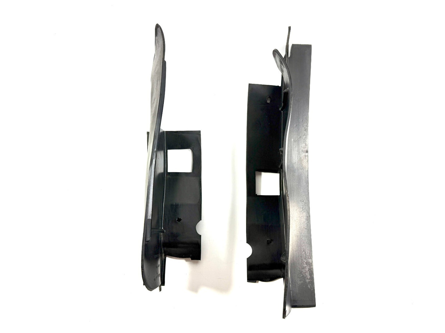 Grill Condenser Seal 1997-2006 Jeep Wrangler TJ Windage Insert 55036867 550368660