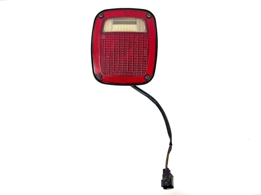 Jeep Wrangler TJ 98-06 OEM Tail Light Lamp Passenger Right 560186480