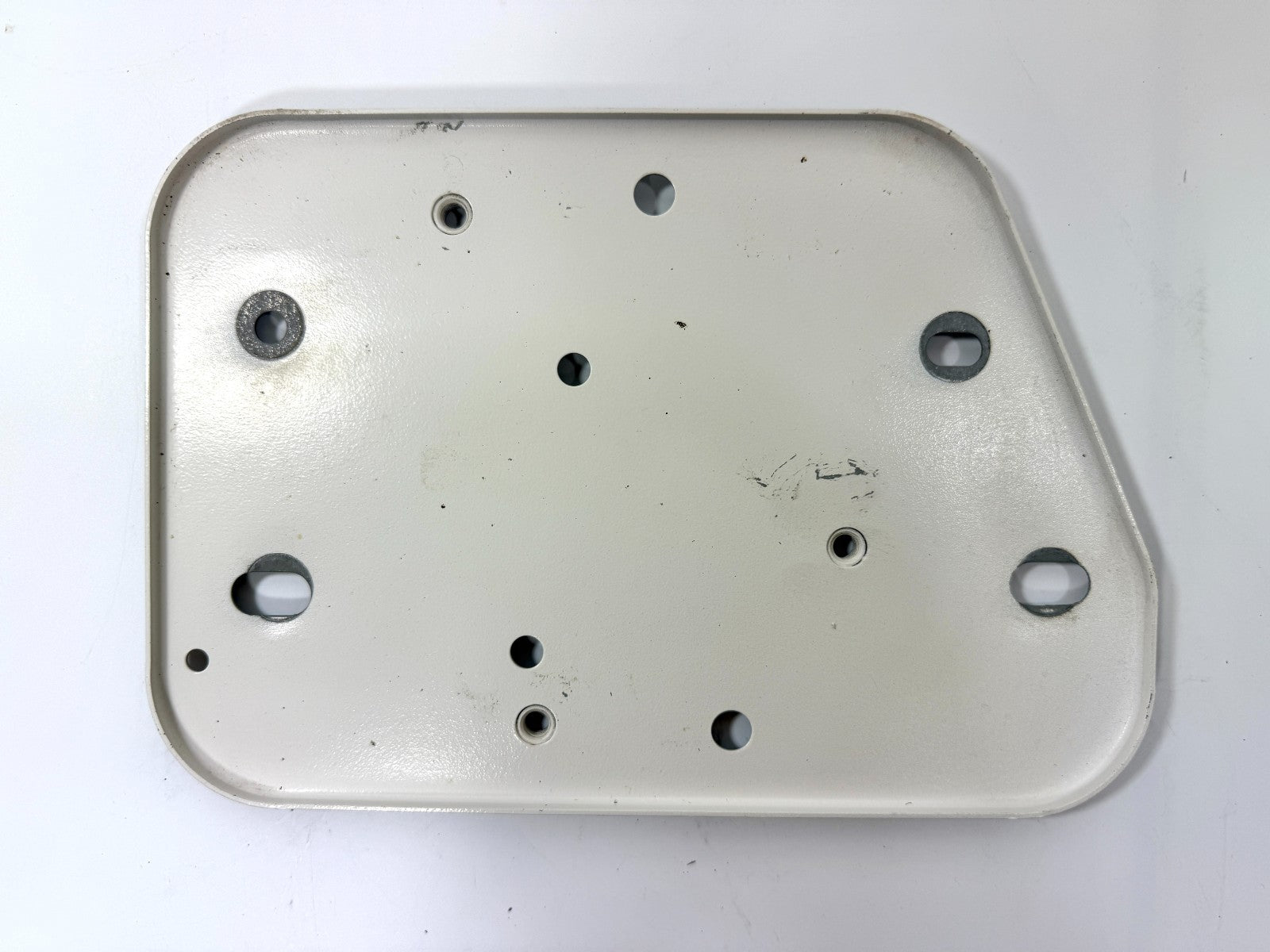 Jeep Wrangler TJ 97-06 Fender Tray ABS Mount Support Plate Driver Side0