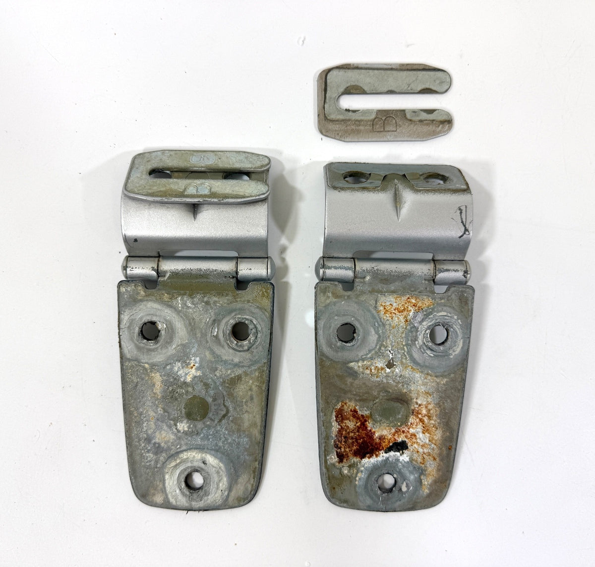 97-06 BRIGHT SILVER (PSB) Hood Hinge Factory OEM Pair Hinges Jeep TJ Wrangler1