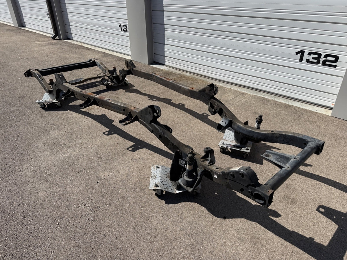 Jeep LJ Wrangler Unlimited OEM 4.0L Frame Straight Clean Inside & Out 2004-20068
