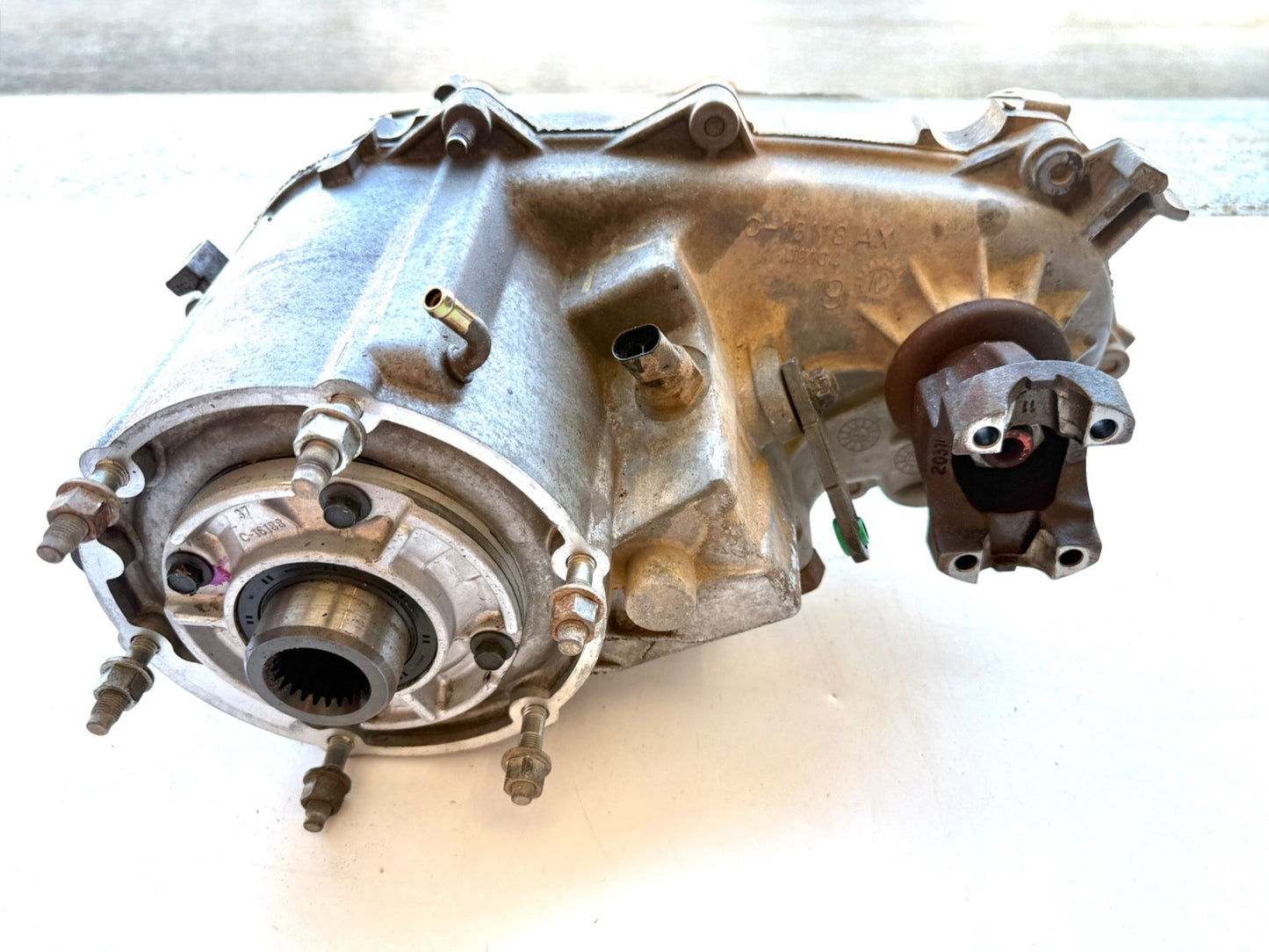 Jeep Wrangler TJ Transfer Case NP231J Auto Trans 52105886AC 2003-2006 89k miles0