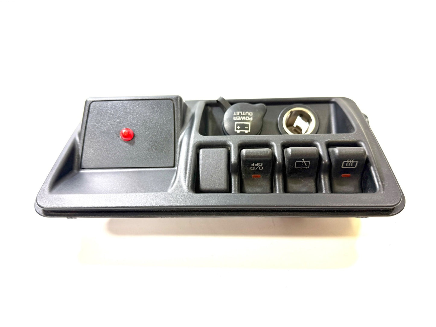 2003-2006 Jeep Wrangler TJ/LJ Center Switch Bezel OD Rear Wiper Rear Defroster1