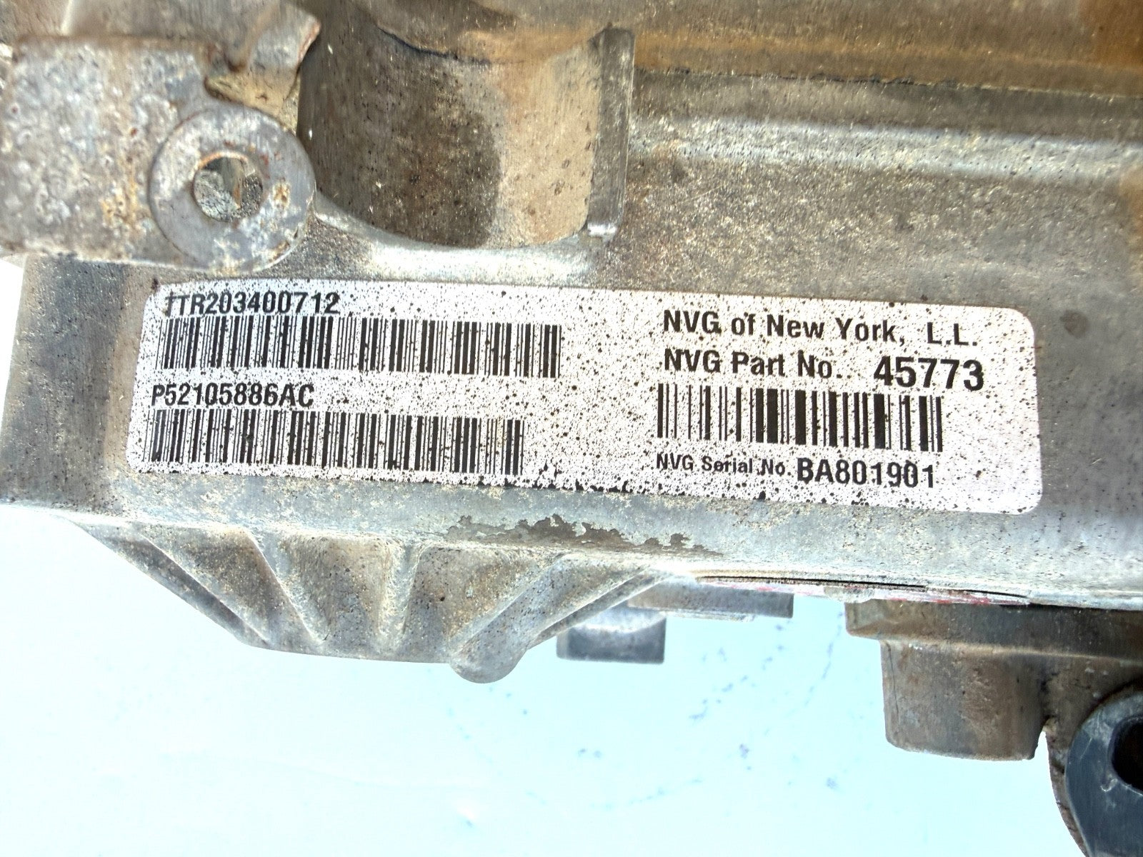 Jeep Wrangler TJ Transfer Case NP231J Auto Trans 52105886AC 2003-2006 89k miles2