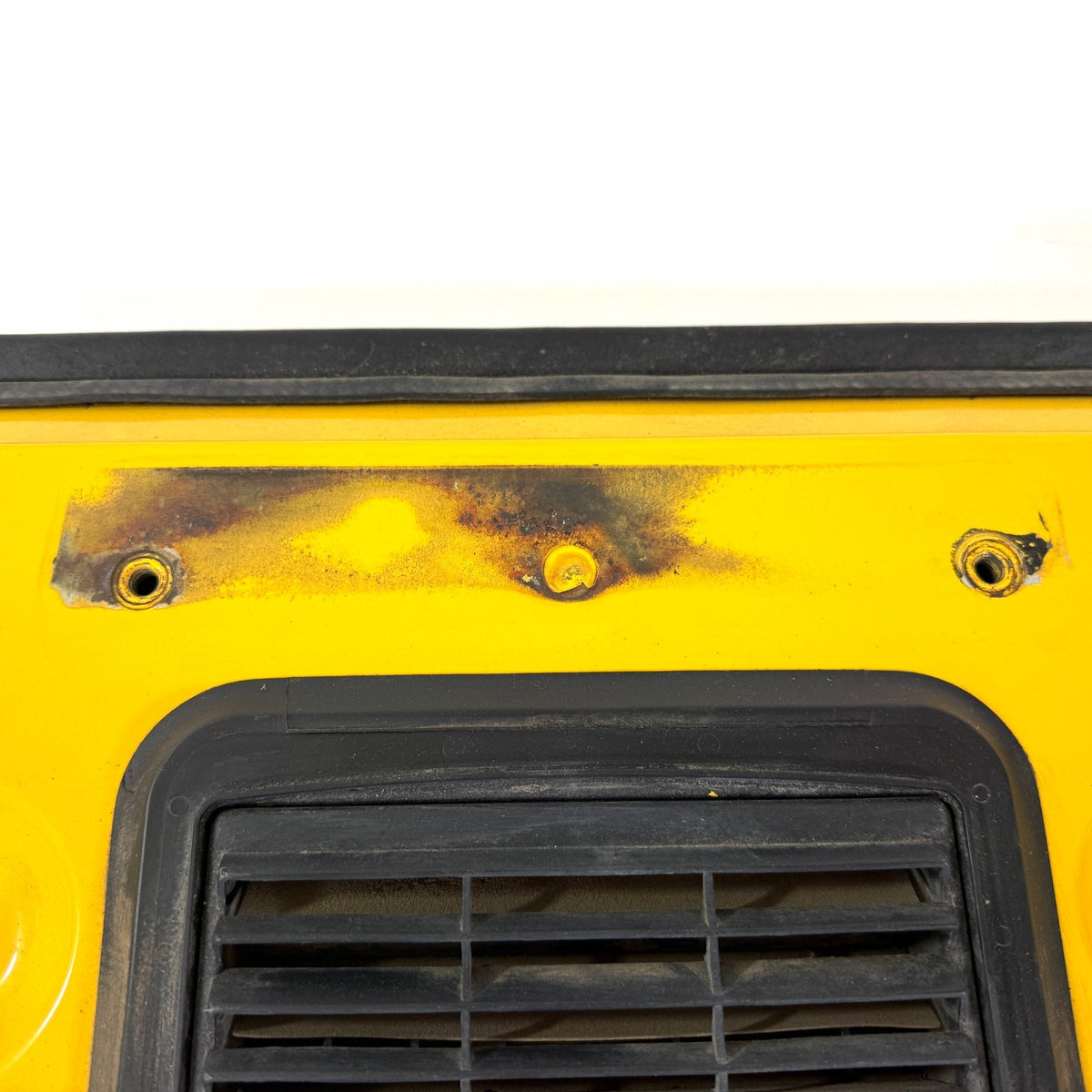 2002 2006 Jeep Wrangler TJ OEM Complete Solar Yellow Tailgate with Key3
