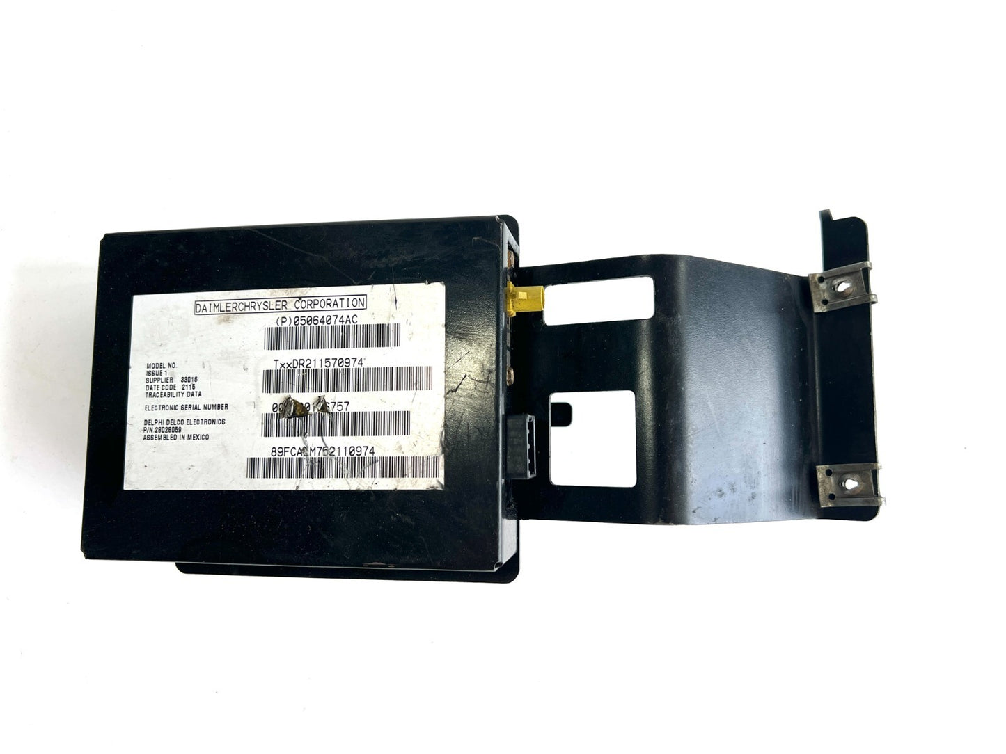 03-06 04 05 Jeep Wrangler TJ Satellite Receiver Control Module 05064074AC0