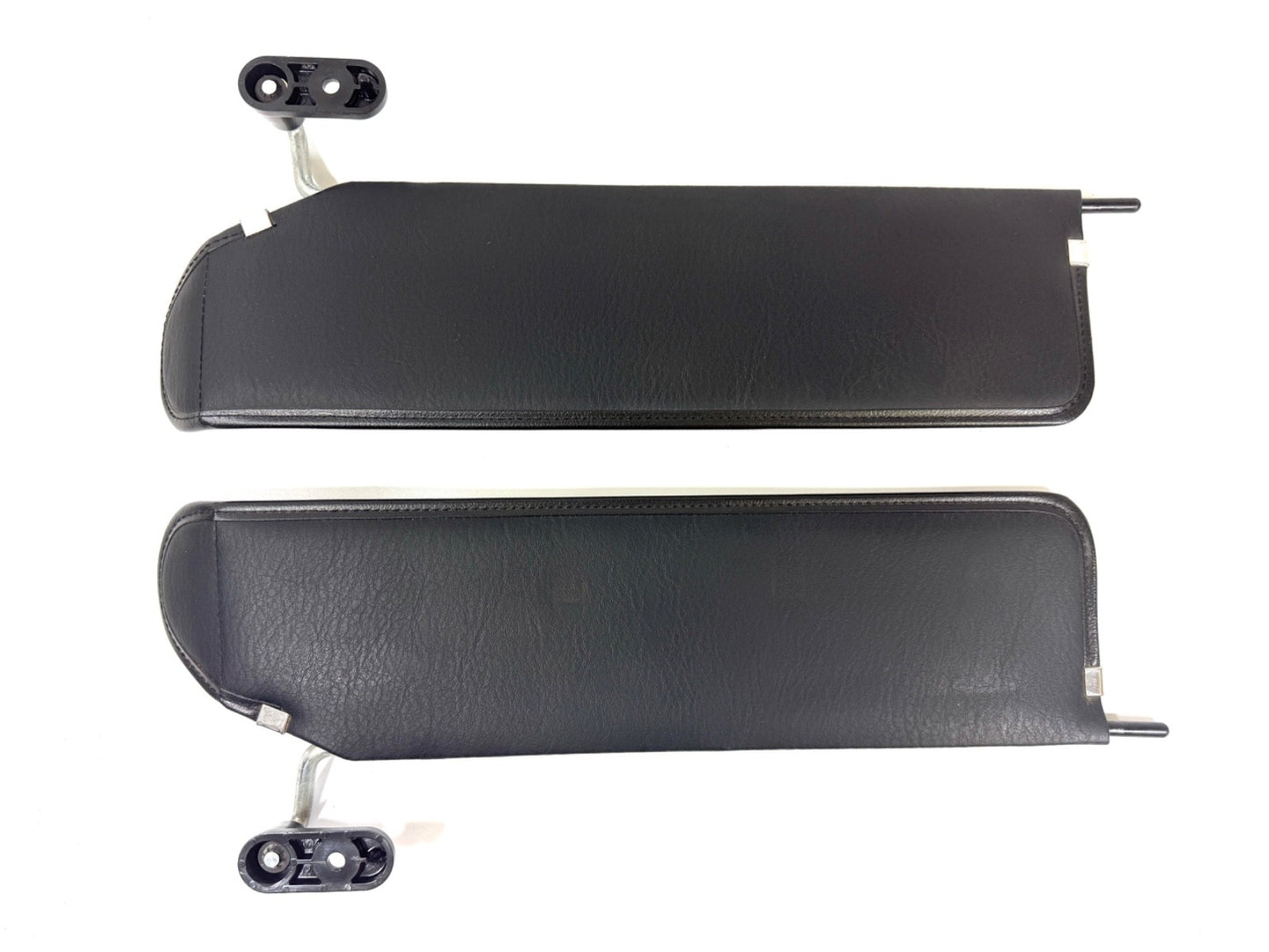 2003-2006 Jeep Wrangler TJ  Driver Left & Passenger Right Sun Visor Set Pair OEM1