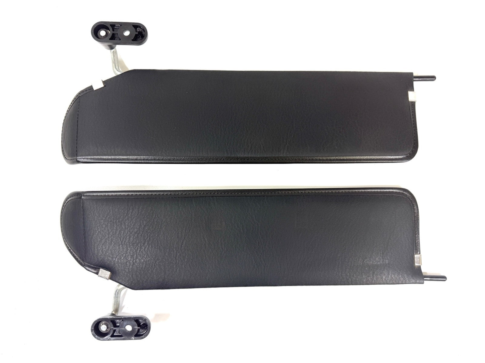 2003-2006 Jeep Wrangler TJ  Driver Left & Passenger Right Sun Visor Set Pair OEM1