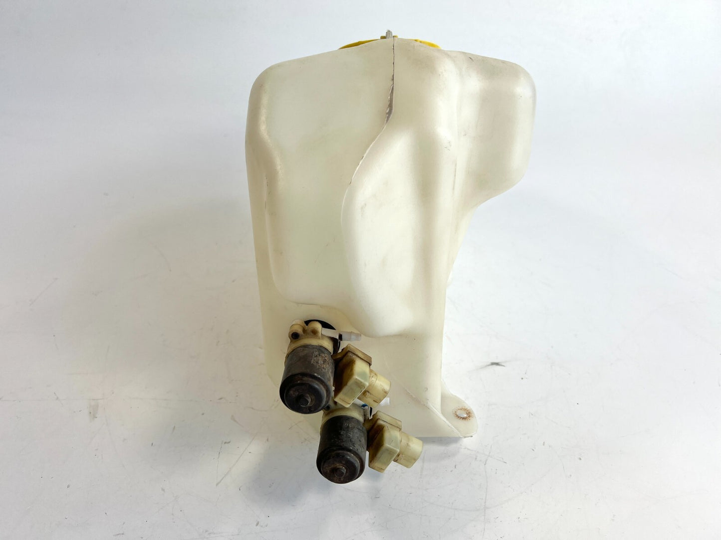 Wash Reservoir With Rear Washer Dual Pumps Fits 03-06 JEEP WRANGLER3