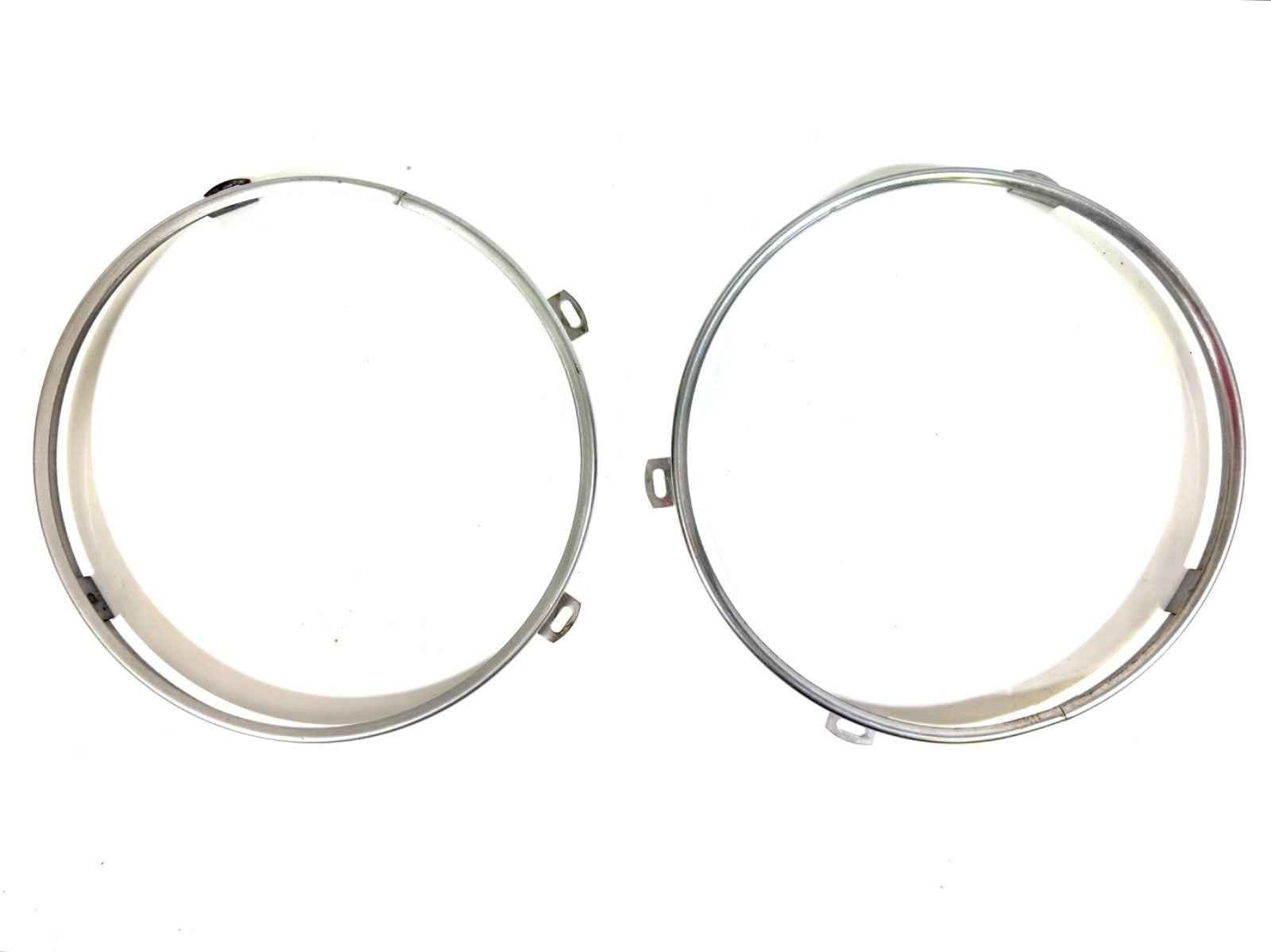 OEM Jeep Wrangler TJ Headlight Bulb Metal Retainer Ring PAIR Fits LH RH 97-060
