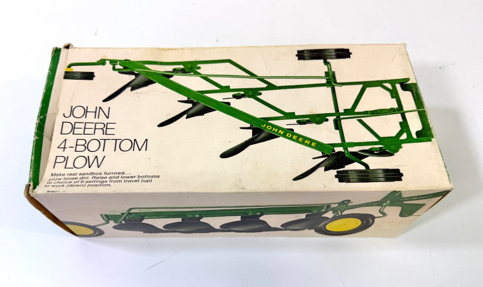 1/16 Vintage 1970's Original Ertl #527 John Deere Toy 4-Bottom Plow In Box0
