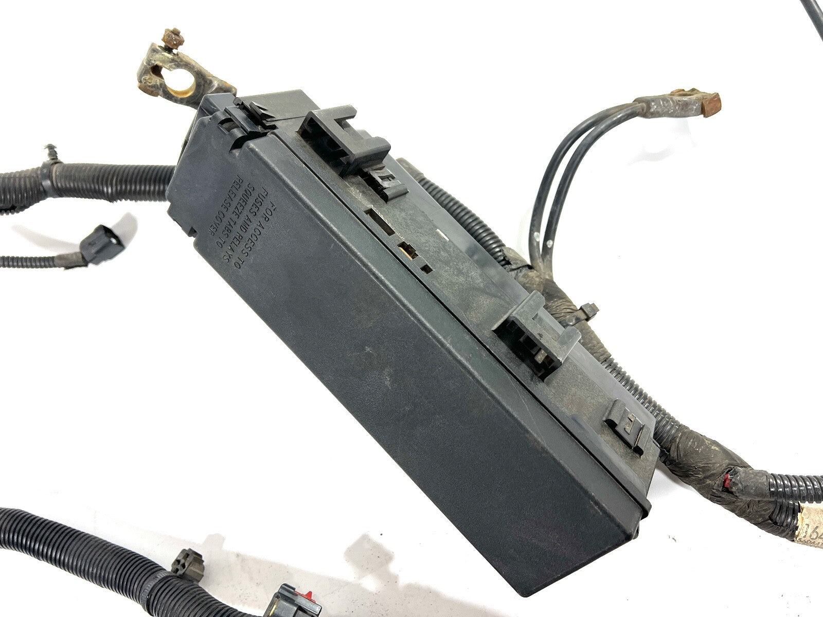 Jeep Wrangler TJ 2002 SE 2.5L 5-Speed Manual Fuseblock Wire Harness 56017042AB11
