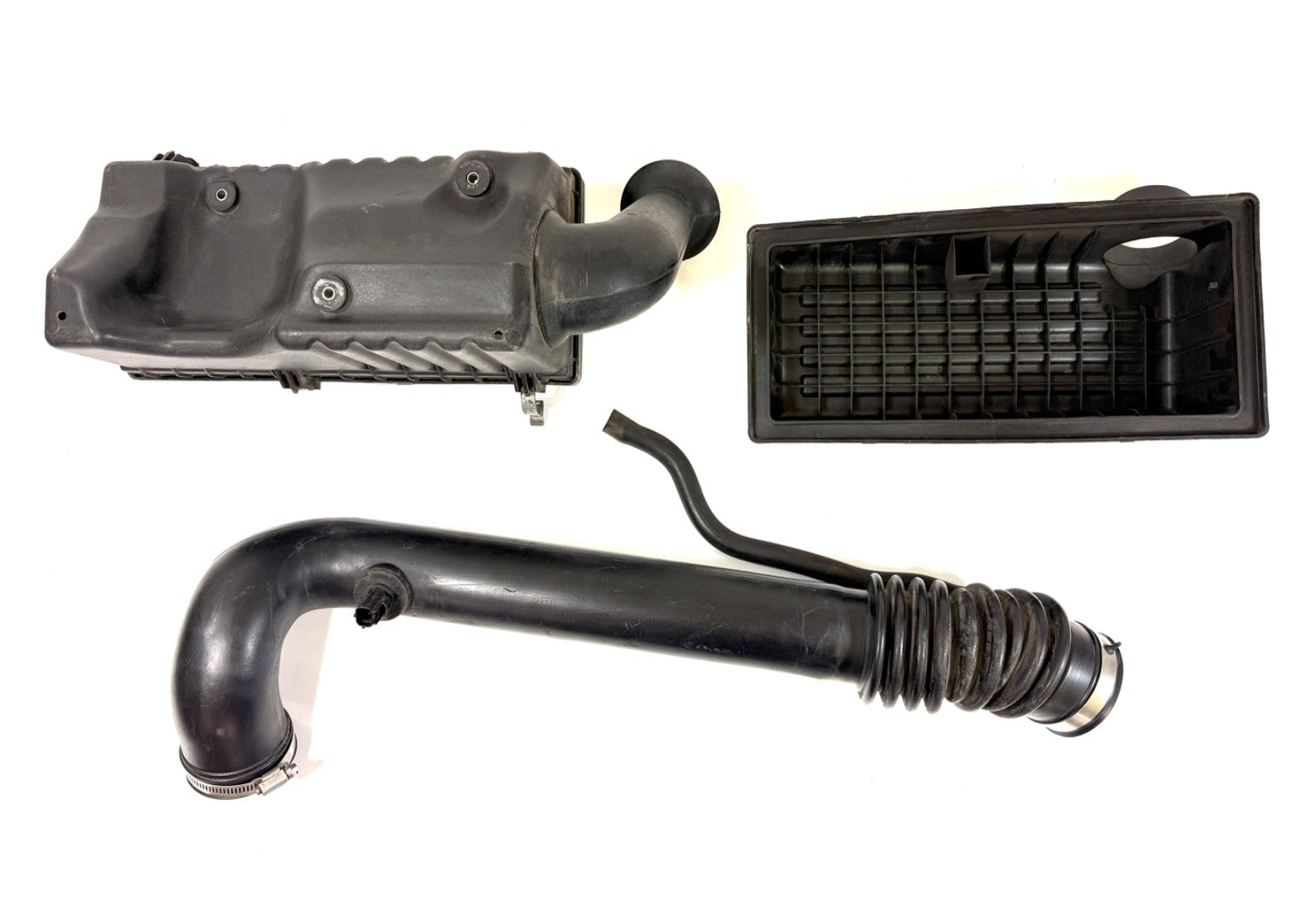 4.0L Air Cleaner Filter Box Assembly w/Hose & Inlet Tube 97-04 Jeep TJ Wrangler2