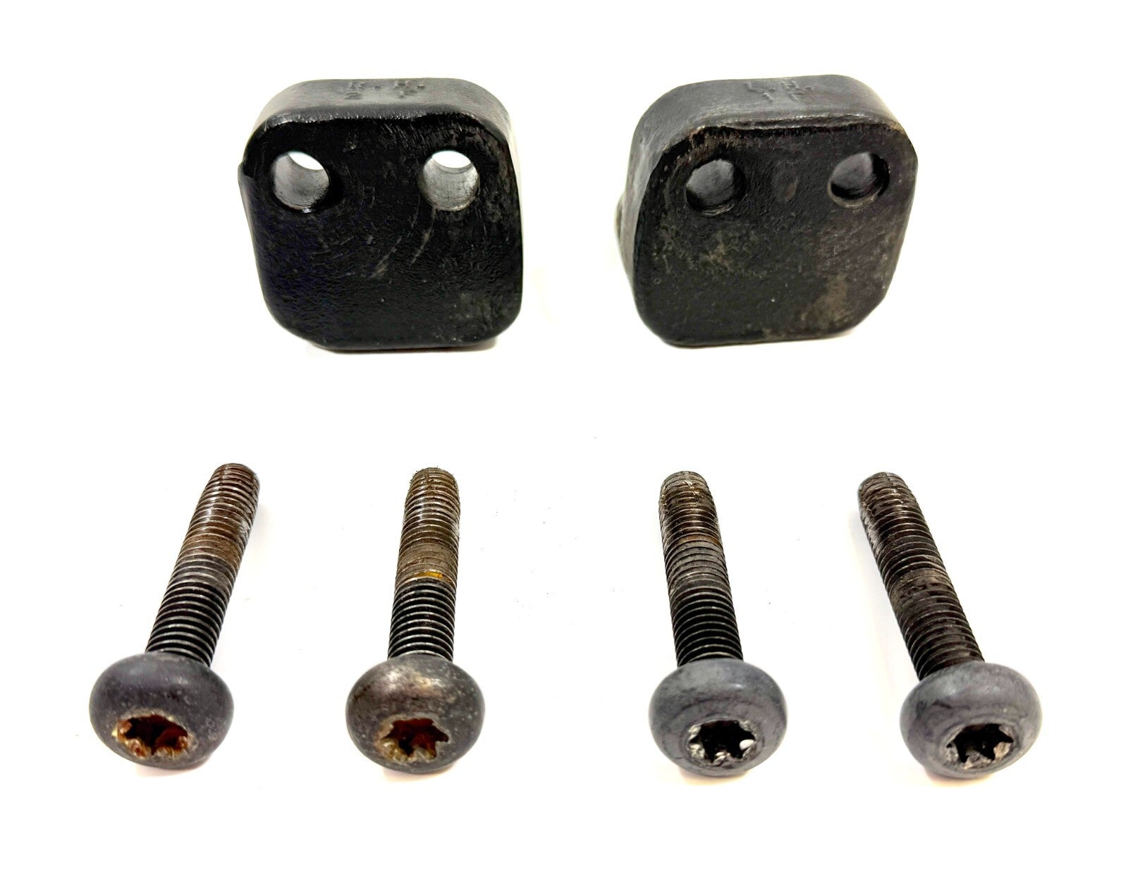 Jeep Wrangler TJ 97-06 Front Tow Hooks Hook Pair with Bolts4