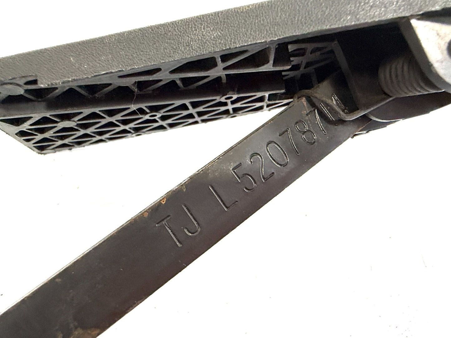 Jeep Wrangler TJ 97-06 Gas Accelerator Pedal Throttle Bracket Firewall3