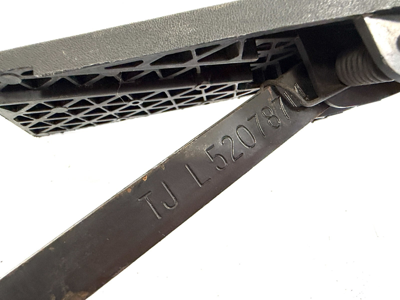 Jeep Wrangler TJ 97-06 Gas Accelerator Pedal Throttle Bracket Firewall3