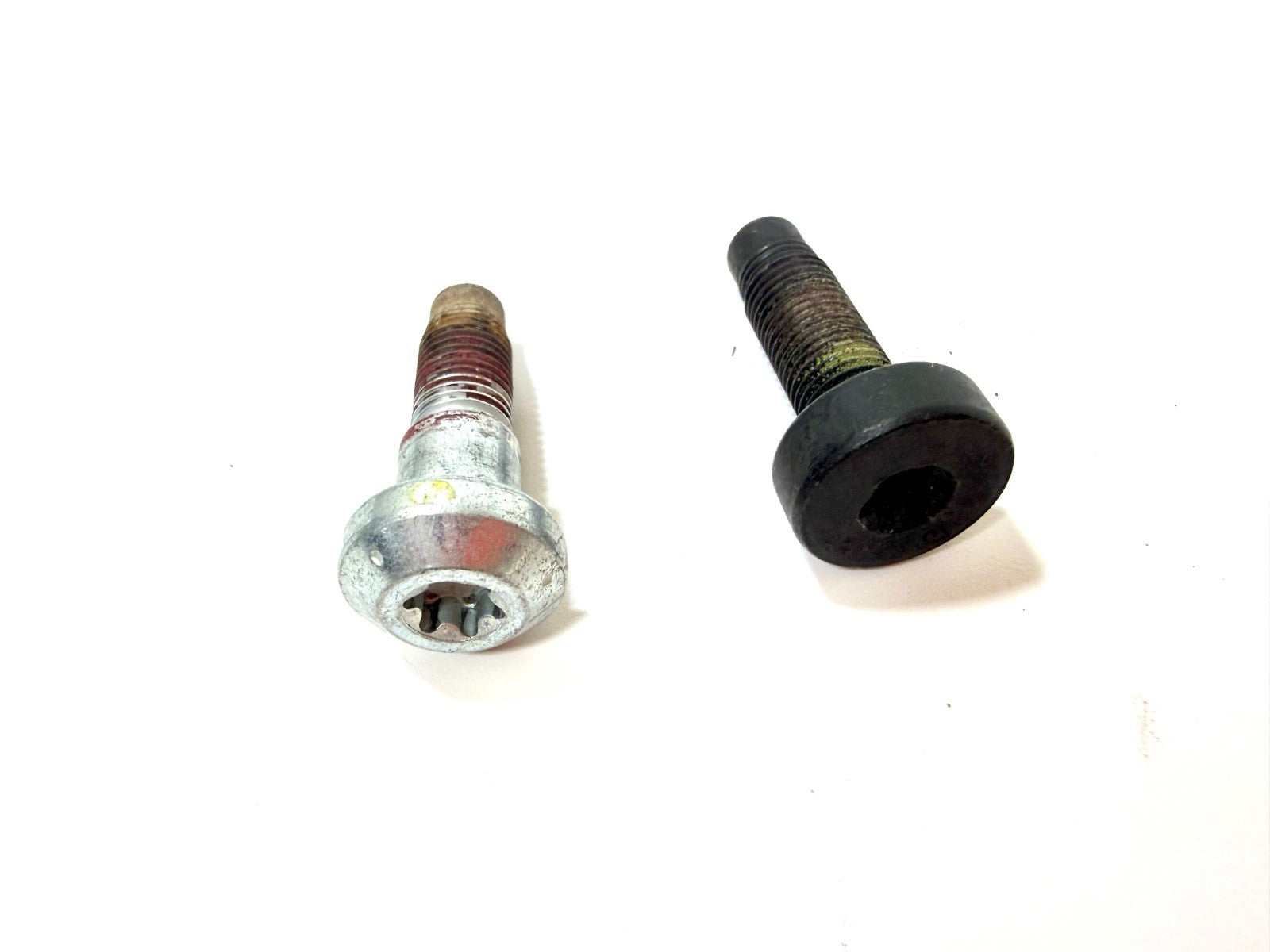 03-06 Jeep TJ Wrangler OEM Rear Seat Belt Retractor Shoulder Harness7