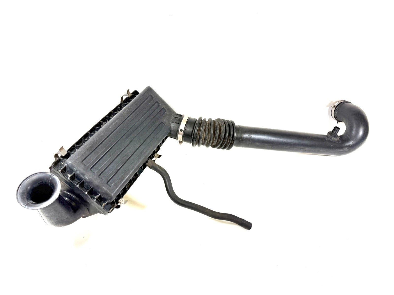 4.0L Air Cleaner Filter Box Assembly w/Hose & Inlet Tube 97-04 Jeep TJ Wrangler0